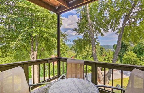 Sun-Lit Vernon Condo Less Than 2 Mi to Ski Resort! - Foto 1