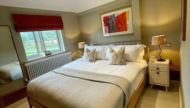 Stone Barn - Photo 4