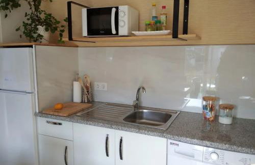 Charming House in Parada with Large Garden - Foto 8