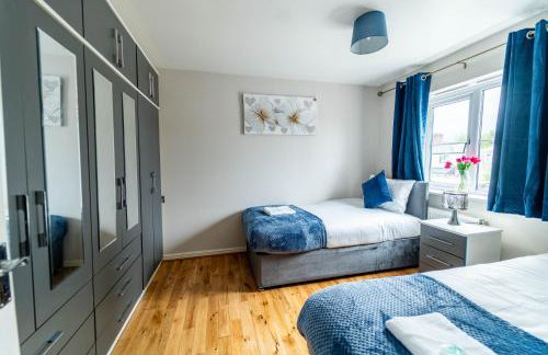 Spacious 6BDR House By Hyped Properties Short Term Rental Agency With Free Parking Bilston - Foto 28