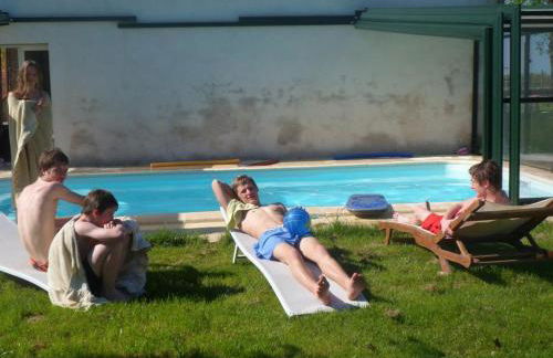 Séjour nature aux Chênes, gîte familial avec piscine partagée - FR-1-489-466 - Foto 18