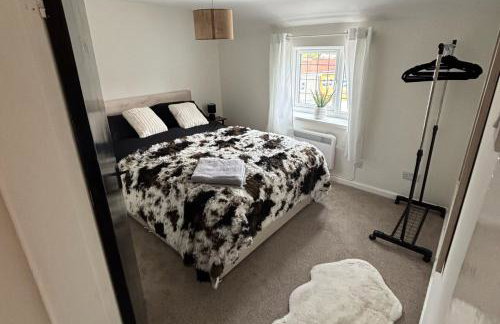 Cottage - Sleeps 4 - Pets Ok - Patio - Parking - Foto 9