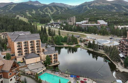 NEW! Marriott Slope View Ski in Ski out Luxury Studio Sleeps 4 Full kitchen, Amenities & Fee Parking - Foto 1