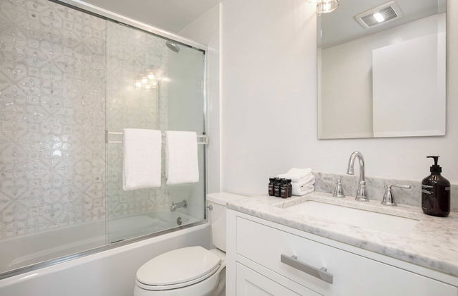 Oceanfront in La Jolla, Steps to Beach, Shops, Dining Dawn Patrol by Avantstay - Foto 20