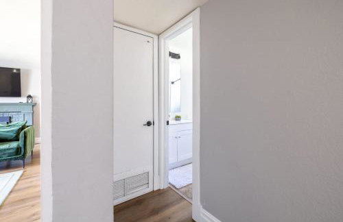 Scenic Mountain Getaway by the Park - Foto 30