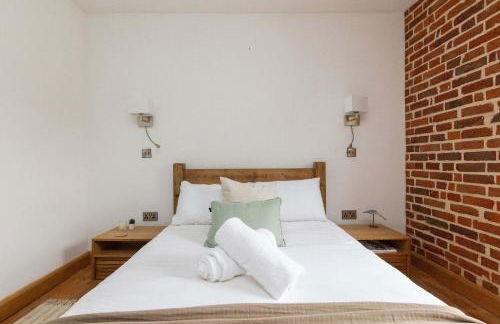 Spacious 4-Bed Near City & Sea - Foto 28