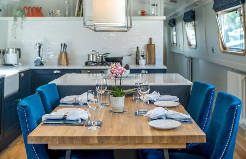 Luxurious houseboat near Canary Wharf in London - Foto 1
