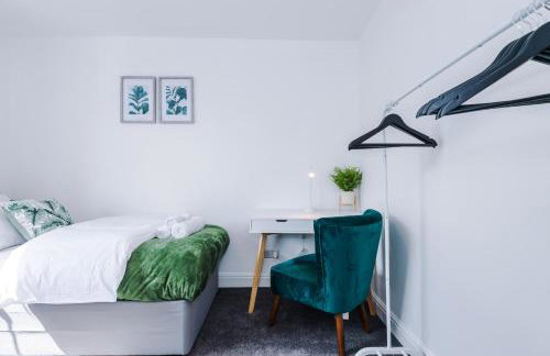 Stunning 3 br house near Leeds City Centre with Free Parking - Foto 16