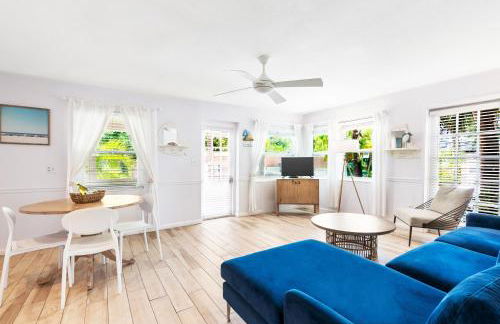 Siesta Key, Heated Pool, Dock on Lagoon, Turtle Beach 1 mile and Crescent Beach 2 miles, 1bdr - Foto 1