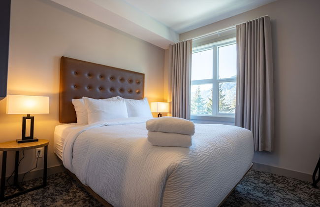 Basecamp Suites Banff - Photo 17