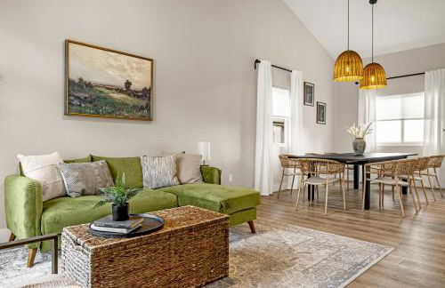 Mountain Retreat with Hot Tub & Views - Foto 11