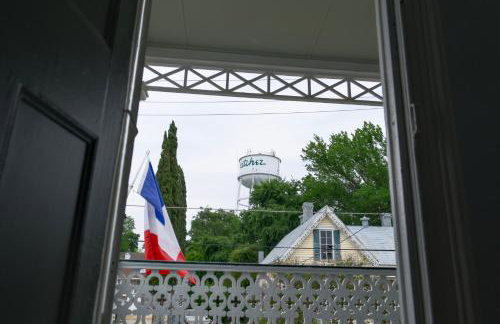 Borum House - 3 Bed, 2 & Half Bath, Full Kitchen, Heart of Downtown Natchez - Foto 21