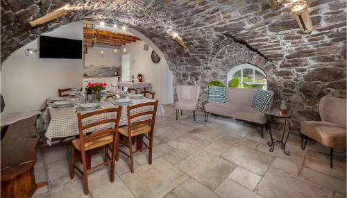 Pet Friendly Home In Zvoneca - Photo 3