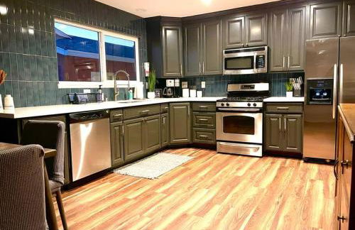 Remodeled Excellent Neighborhood - Foto 25