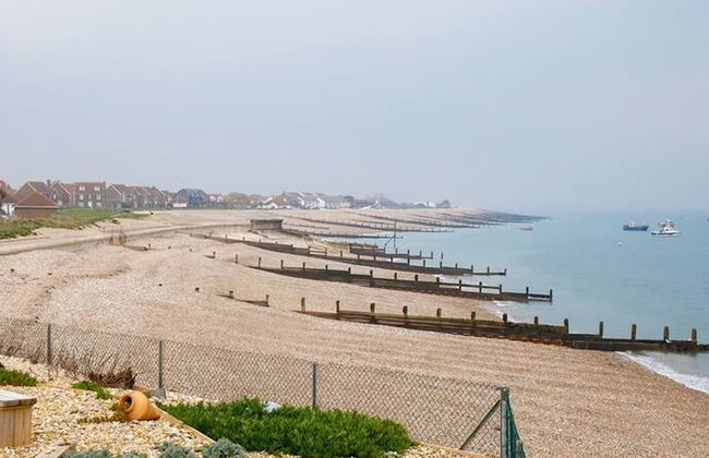 Lovely Selsey Apartment With sea Views Sleeps 4 - Foto 19