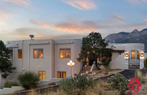 Elena's Sandia Sanctuary - An Irvie Home - Photo 67