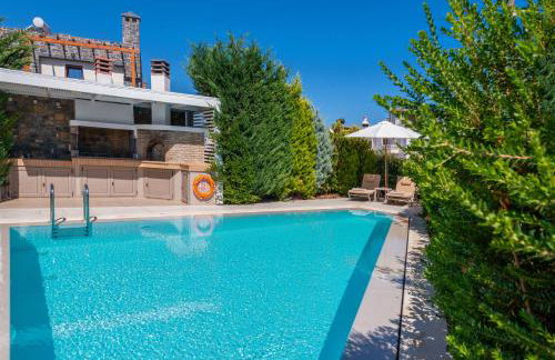 Villa Penelope with Private Heated Pool - Photo 14