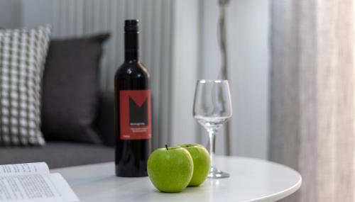 C3 Modern Spartan Apartment - Foto 5