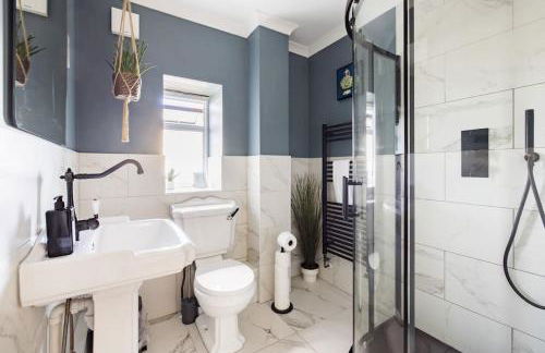 Luxurious Complex: 2 barns together edge of Frome - Photo 32