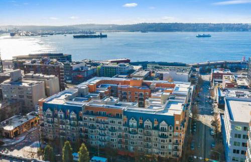 Corner Unit in the middle of it all - 99 Walkscore - Foto 43