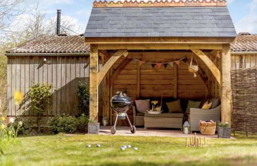 Hot Tub, Stream-Side Garden, Mountain Views, 17thC - Photo 9