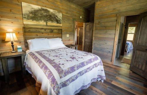 Serenity Ridge- Scenic Luxury Log Estate Getaway - Foto 15