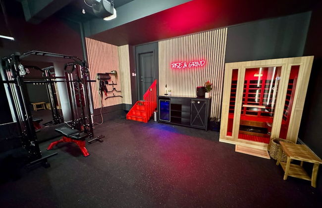 New Build W/ Great Backyard & Lake Access! - Foto 25