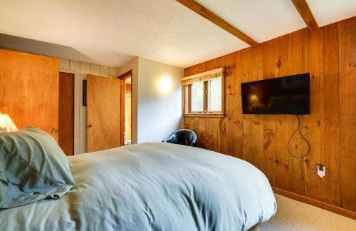 Jamaica Vacation Home with Deck 8 Mi to Skiing! - Foto 15