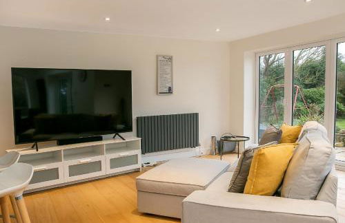 Spacious 3 Bed House with Large Garden in Aynho! - Foto 14