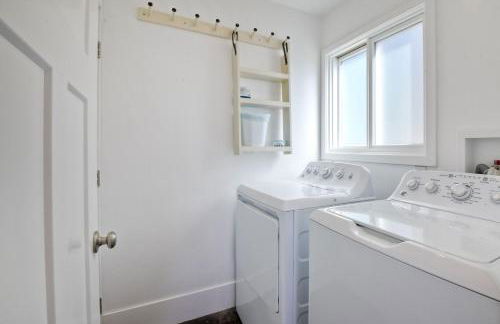 Luxury Ocean Views & Steps To The Sand - Tower 36 Lower Condo Unit - Photo 14