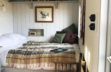 Barnham Court Farm - Photo 18