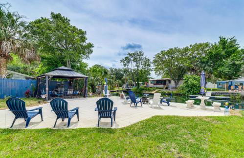 Waterfront Weeki Wachee Home with Fire Pit! - Foto 6