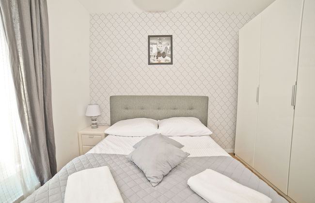 Grand Apartments - Modern Old Town - Foto 2