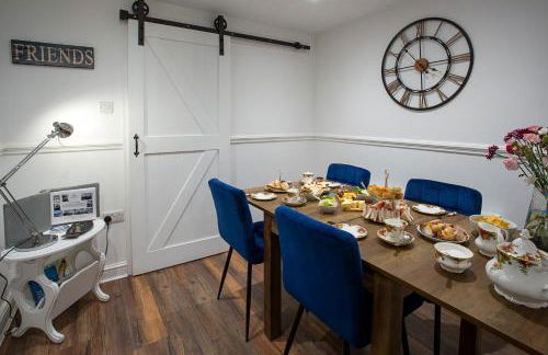 Cottage, Hot Tub, Open fire, Games Room, large Garden Sleeps 2-8 - Foto 39