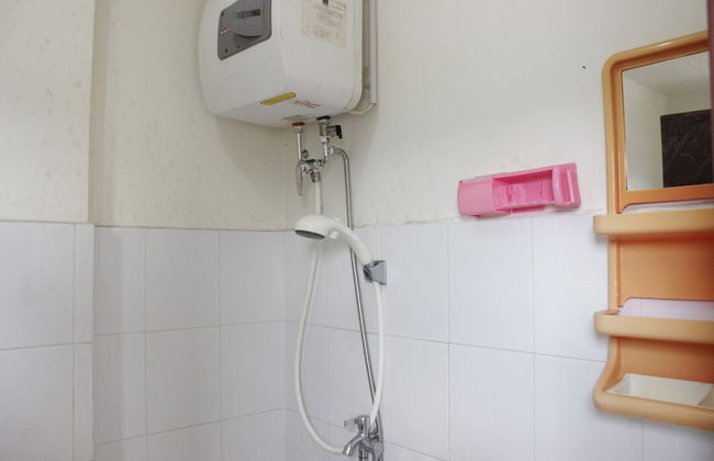 Minimalist 2BR Apartment at Gateway Ahmad Yani Cicadas - Photo 18