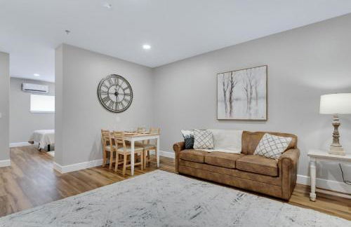 Sycamore Suite - Main Street Lodge in Berlin - Photo 3