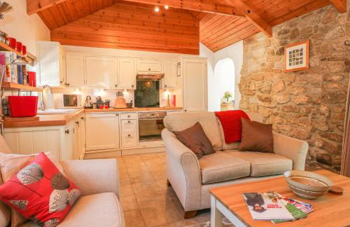 Pond Cottage - Photo 8