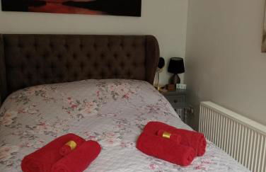 Private Couples hideaway with hot tub - Photo 21