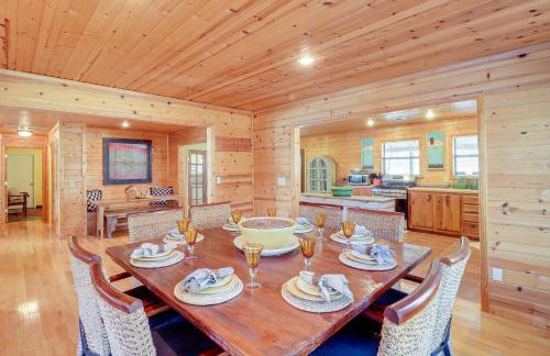 Spacious Cabin with Private Dock on White River! - Foto 12