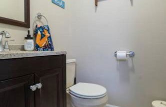 Charming Corner Newly Furnished Townhome - Foto 29