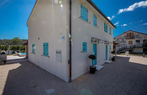 Apartma Stara Maslina - Photo 39