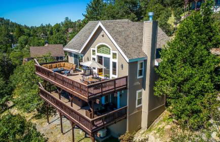 Hot Tub Fire Pit Game Room Amazing Deck Views Sky Canyon Lodge by AvantStay - Foto 8