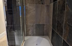 Cheltenham large house with gym, bar & hot tub - Photo 28