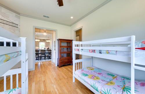 26-Acre Pilot Point Ranch Home with Pool and Mini Golf - Foto 30