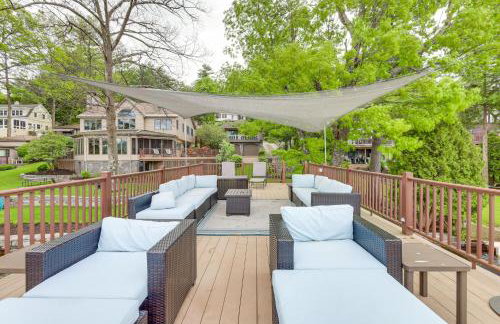 1 Mi to Village Waterfront Oasis in Lake George! - Foto 3