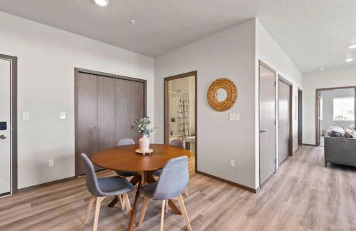 Great New 2 Bed 2 Bath Near Perry District and DT - Foto 22