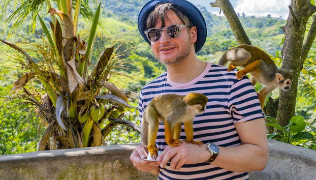 Interacting with monkeys at Monkeyland