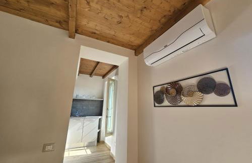 Patrizio Apartments-by Goccia di Lago - Foto 8