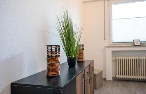 Serviceroom24 - Apartment 2 in Gladbeck WLAN - Smart-TV - 24-7 Check-in und Küche - Foto 12