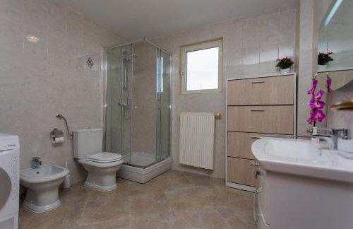 Villa Almas with swimming pool, tennis court, sauna, gym, grill house - Foto 45